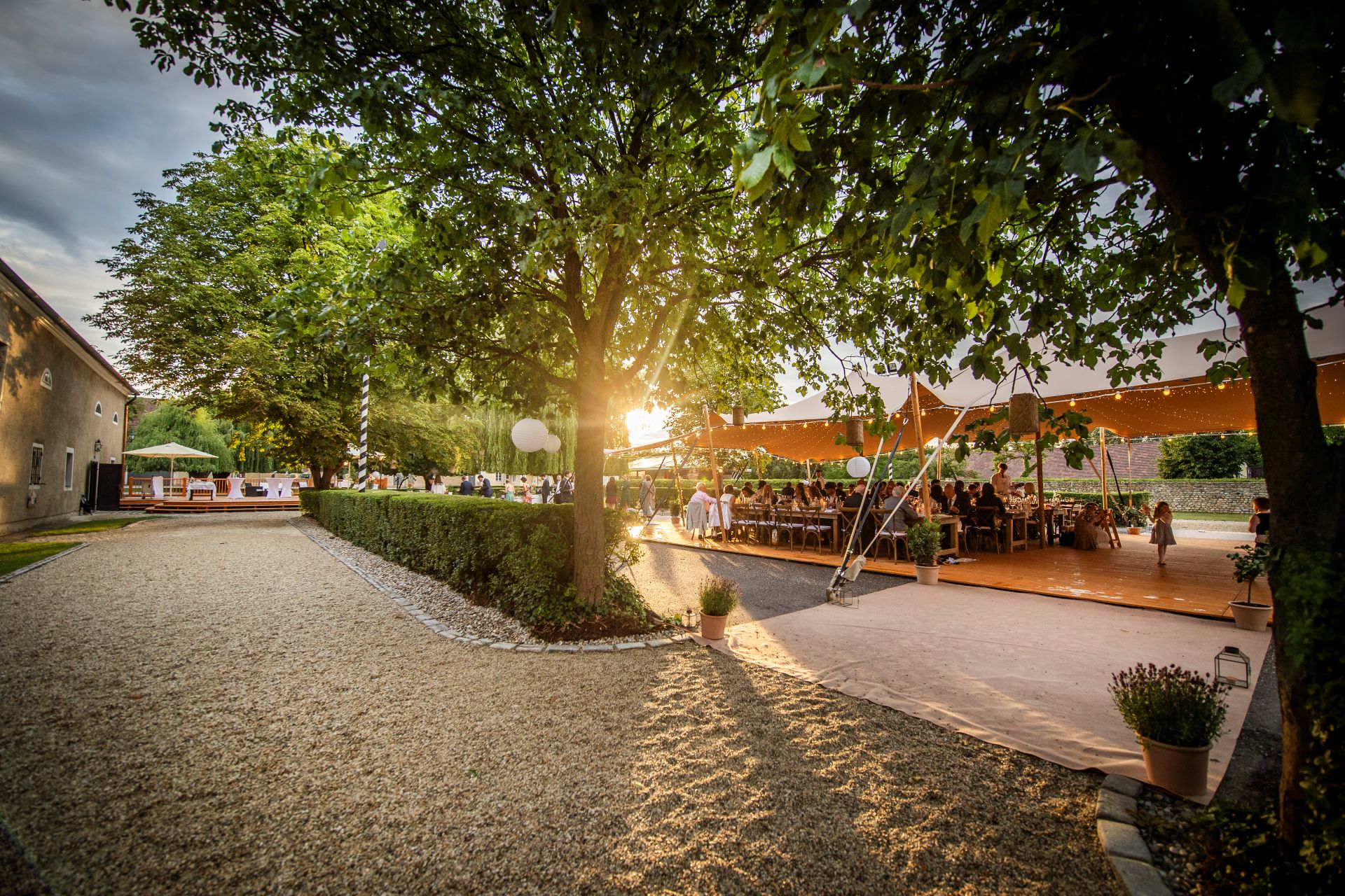 Gut Petronell Location